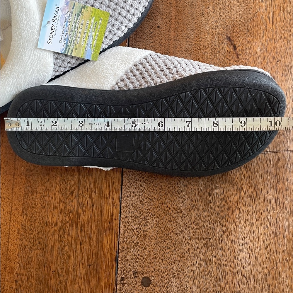 Memory Foam Cozy Slippers NWT - Picture 6 of 6